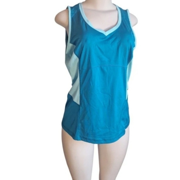 Tops and Leggings Bundle, Size Medium - Picture 2 of 12